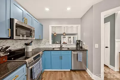 8220 Legare Court, Charlotte, NC 28210 - Photo 14