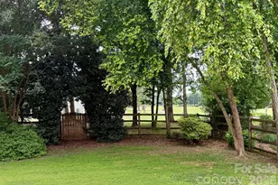 4123 Fairway Downs Ct, Charlotte, NC 28277 - Photo 40