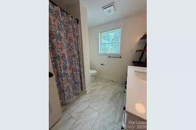 1921 4th Avenue NW, Hickory, NC 28601 - Photo 10