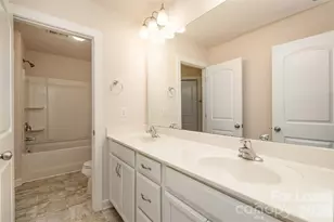 9320 Glenburn Ln, Charlotte, NC 28278 - Photo 32