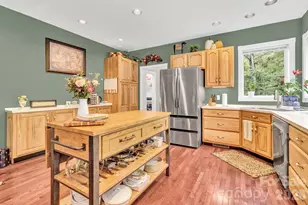 39 Lambert Ln, Black Mountain, NC 28711 - Photo 4