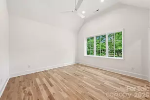 221 Hargett Ct, Charlotte, NC 28211 - Photo 40