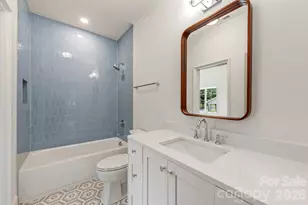 221 Hargett Ct, Charlotte, NC 28211 - Photo 38