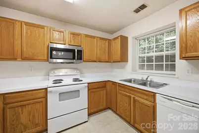 129 Winding Canyon Drive, Charlotte, NC 28214 - Photo 10