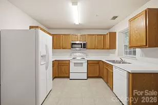 129 Winding Canyon Dr, Charlotte, NC 28214 - Photo 8