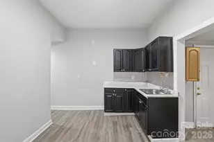 322 Willow St, Gastonia, NC 28054 - Photo 8