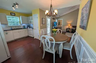704 Gum Branch Rd, Charlotte, NC 28214 - Photo 14