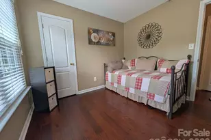 704 Gum Branch Rd, Charlotte, NC 28214 - Photo 22