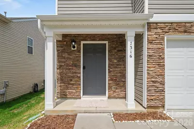 7316 Finnigan Road, Charlotte, NC 28215 - Photo 2