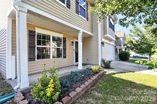 2043 Grimley Ln, Fort Mill, SC 29707 - Photo 4