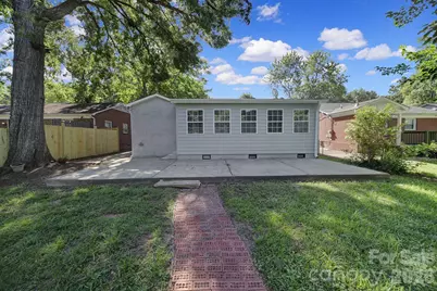 1801 Dallas Avenue, Charlotte, NC 28205 - Photo 12