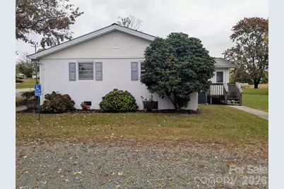 520 Dana Road, Hendersonville, NC 28792 - Photo 4