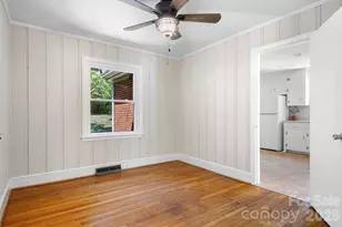 3960 Bristol Dr, Charlotte, NC 28208 - Photo 18