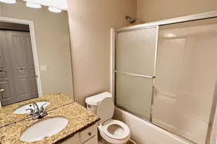 8419 Heron Glen Dr, Charlotte, NC 28269 - Photo 10