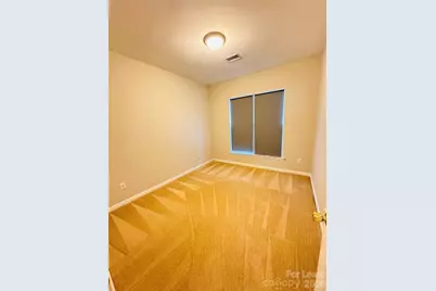 8419 Heron Glen Drive, Charlotte, NC 28269 - Photo 8