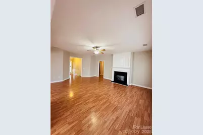 8419 Heron Glen Drive, Charlotte, NC 28269 - Photo 6