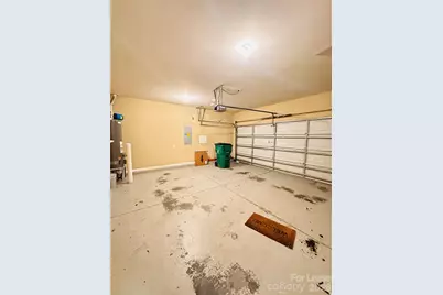 8419 Heron Glen Drive, Charlotte, NC 28269 - Photo 14