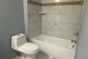 910 Cantwell St, Charlotte, NC 28208 - Photo 8