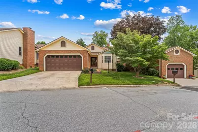 137 Exeter Court, Hendersonville, NC 28791 - Photo 16