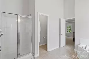 4923 Eagle Creek Dr, Charlotte, NC 28269 - Photo 36