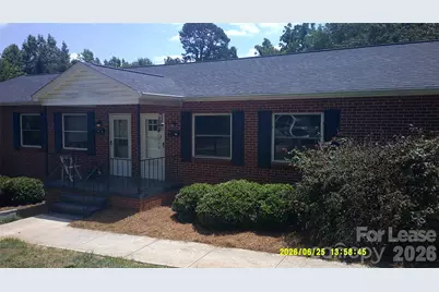 153 15th Avenue NW, Hickory, NC 28601 - Photo 2