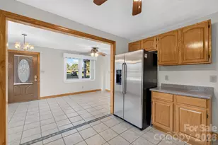 1532 Orchard Dr, Lenoir, NC 28645 - Photo 6