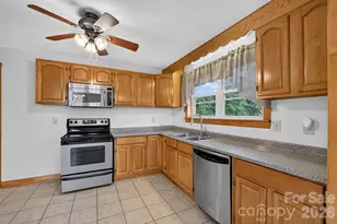 1532 Orchard Dr, Lenoir, NC 28645 - Photo 8