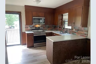 1238 12th Street NE, Hickory, NC 28601 - Photo 6