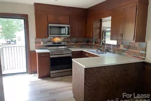 1238 12th St NE, Hickory, NC 28601 - Photo 6