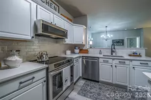 17110 Red Feather Dr, Charlotte, NC 28277 - Photo 8