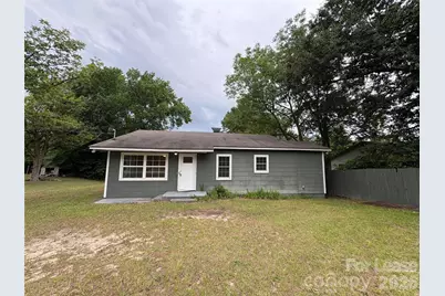 307 E Sewell Street, Pageland, SC 29728 - Photo 1