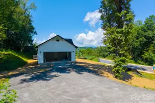 60 Charlotte St, Franklin, NC 28734 - Photo 28