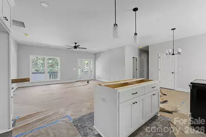 60 Charlotte Street, Franklin, NC 28734 - Photo 14