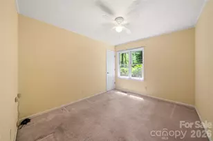 15 Carriage Ct, Hendersonville, NC 28791 - Photo 24
