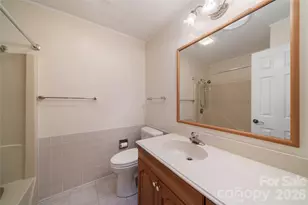 15 Carriage Ct, Hendersonville, NC 28791 - Photo 30