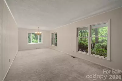 15 Carriage Court, Hendersonville, NC 28791 - Photo 12