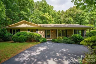 15 Carriage Ct, Hendersonville, NC 28791 - Photo 46