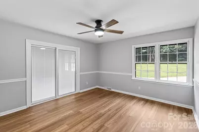 4024 Wandering Lane NE, Hickory, NC 28601 - Photo 12