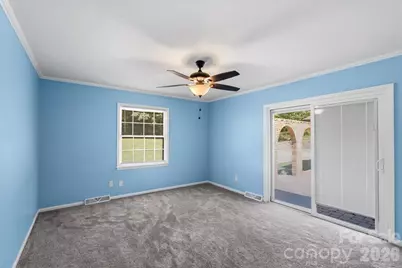 4024 Wandering Lane NE, Hickory, NC 28601 - Photo 14