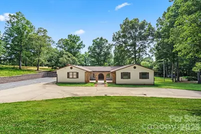 4024 Wandering Lane NE, Hickory, NC 28601 - Photo 30