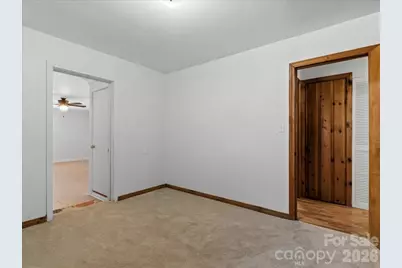 39 Hawthorne Lane, Burnsville, NC 28714 - Photo 30