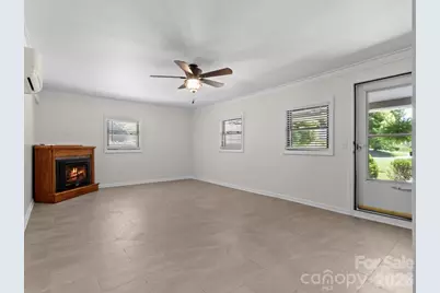 39 Hawthorne Lane, Burnsville, NC 28714 - Photo 32