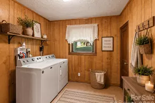 39 Hawthorne Ln, Burnsville, NC 28714 - Photo 38