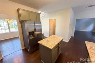2007 Turtle Point Rd, Charlotte, NC 28262 - Photo 8