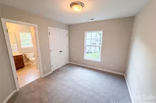 2007 Turtle Point Rd, Charlotte, NC 28262 - Photo 18