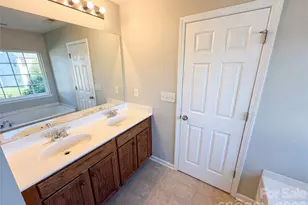 2007 Turtle Point Rd, Charlotte, NC 28262 - Photo 22