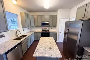 2007 Turtle Point Rd, Charlotte, NC 28262 - Photo 6
