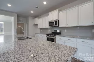 5032 Cardiff Ct, Catawba, NC 28609 - Photo 2