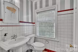 333 E Chestnut St, Troy, NC 27371 - Photo 16