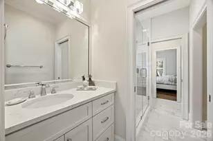 6834 Providence Ln W, Charlotte, NC 28226 - Photo 32